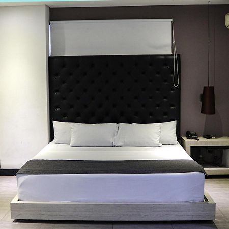 Hotel 47 Medellin Center מראה חיצוני תמונה