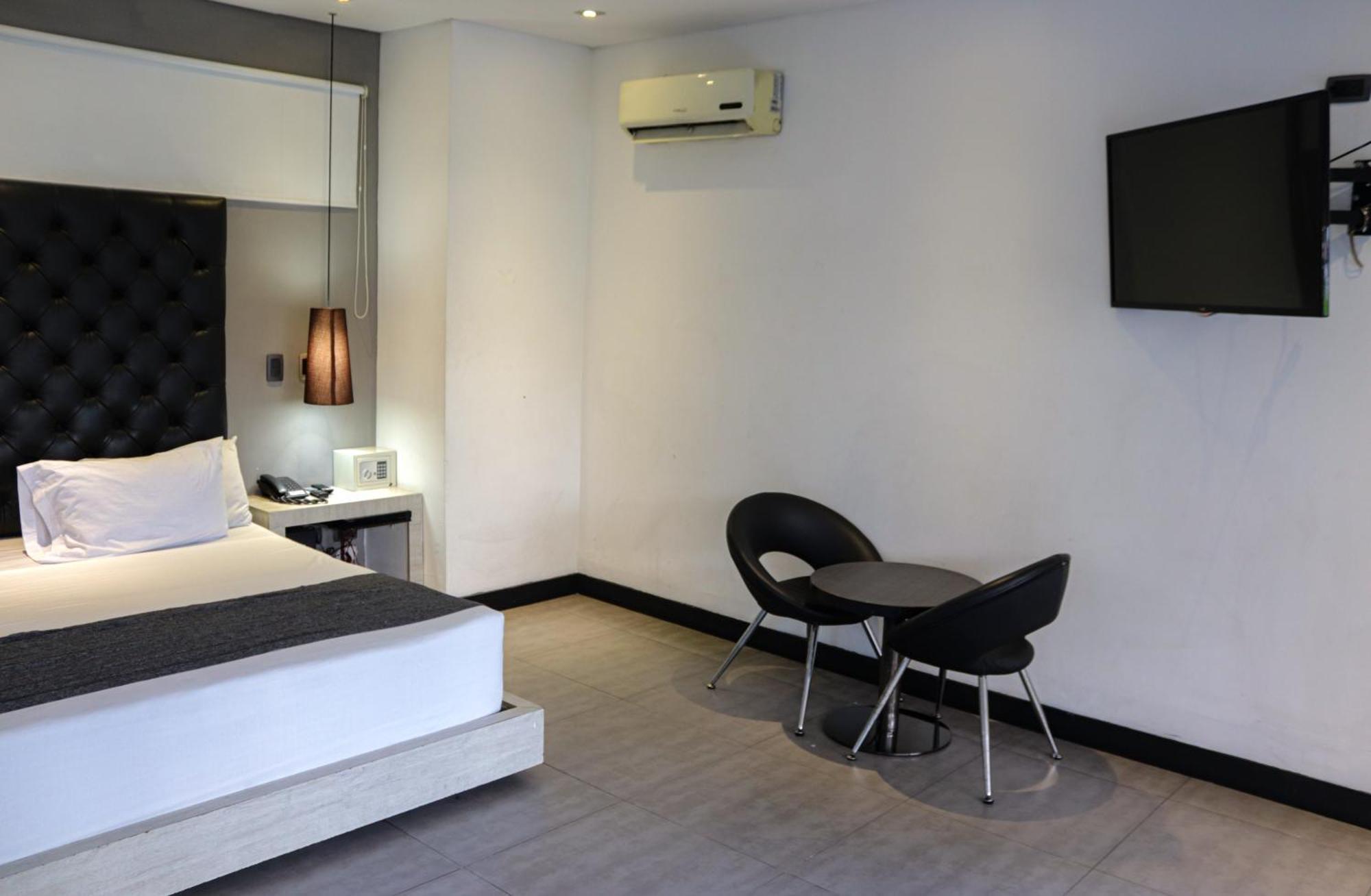 Hotel 47 Medellin Center מראה חיצוני תמונה