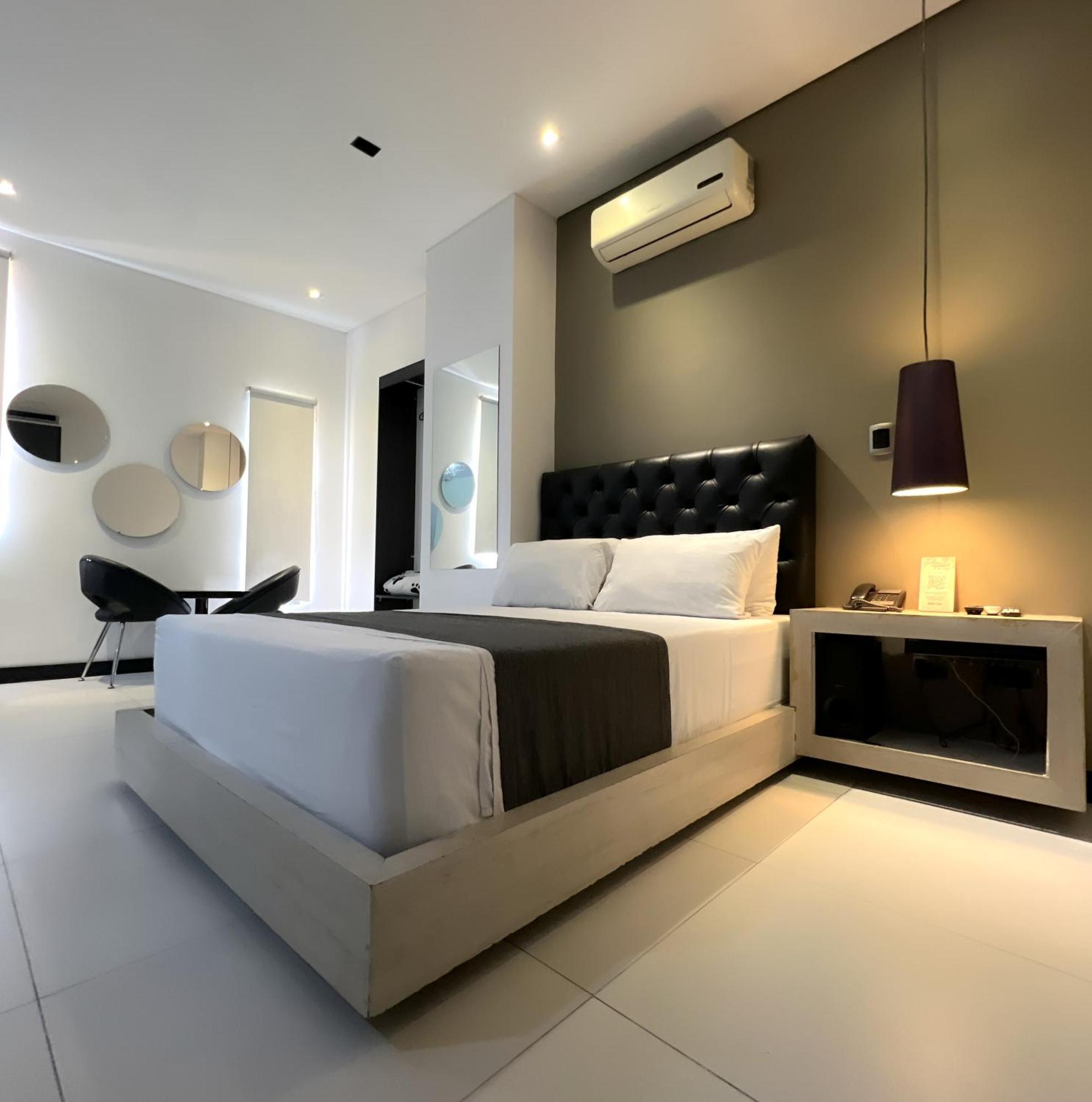 Hotel 47 Medellin Center מראה חיצוני תמונה