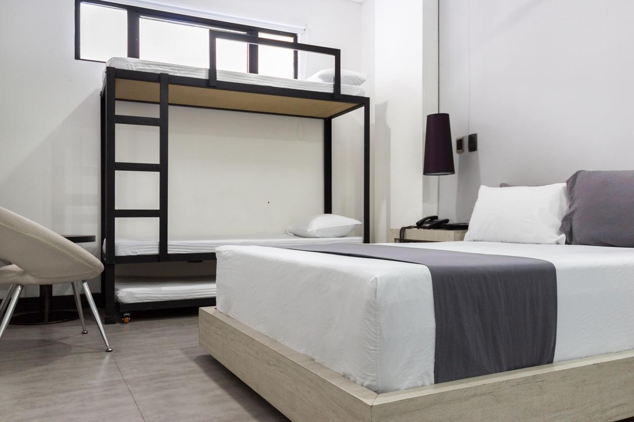 Hotel 47 Medellin Center מראה חיצוני תמונה